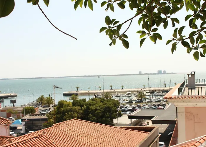 Miradouro's Loft سيتوبال